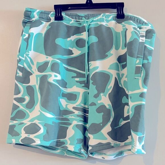 PUMA Men's Splash Regular-Fit Abstract-Print 10" Fleece Shorts, short - Picture 10 of 12
